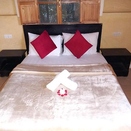 Latifa House Hotel Sbiti Luaran gambar