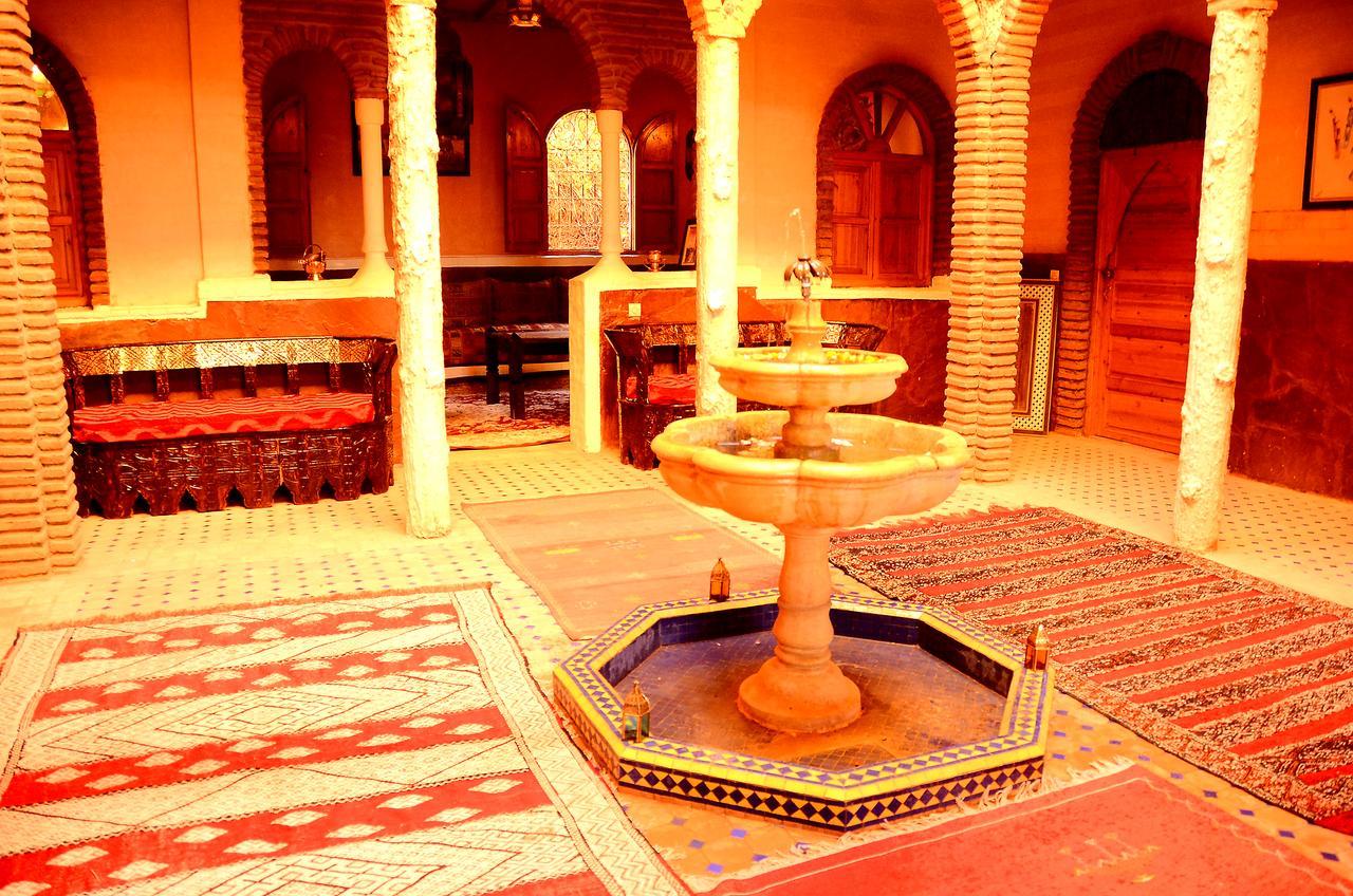 Latifa House Hotel Sbiti Luaran gambar