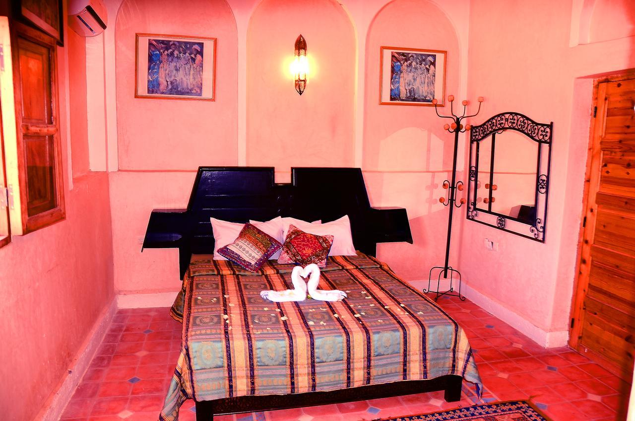 Latifa House Hotel Sbiti Luaran gambar
